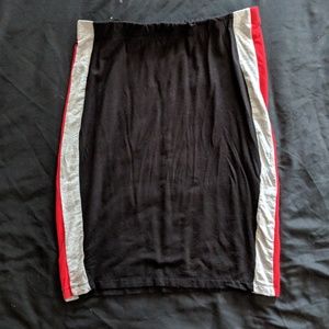 Stretchy tight skirt